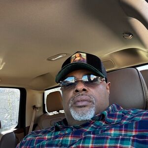 Meet your Posher, Sed